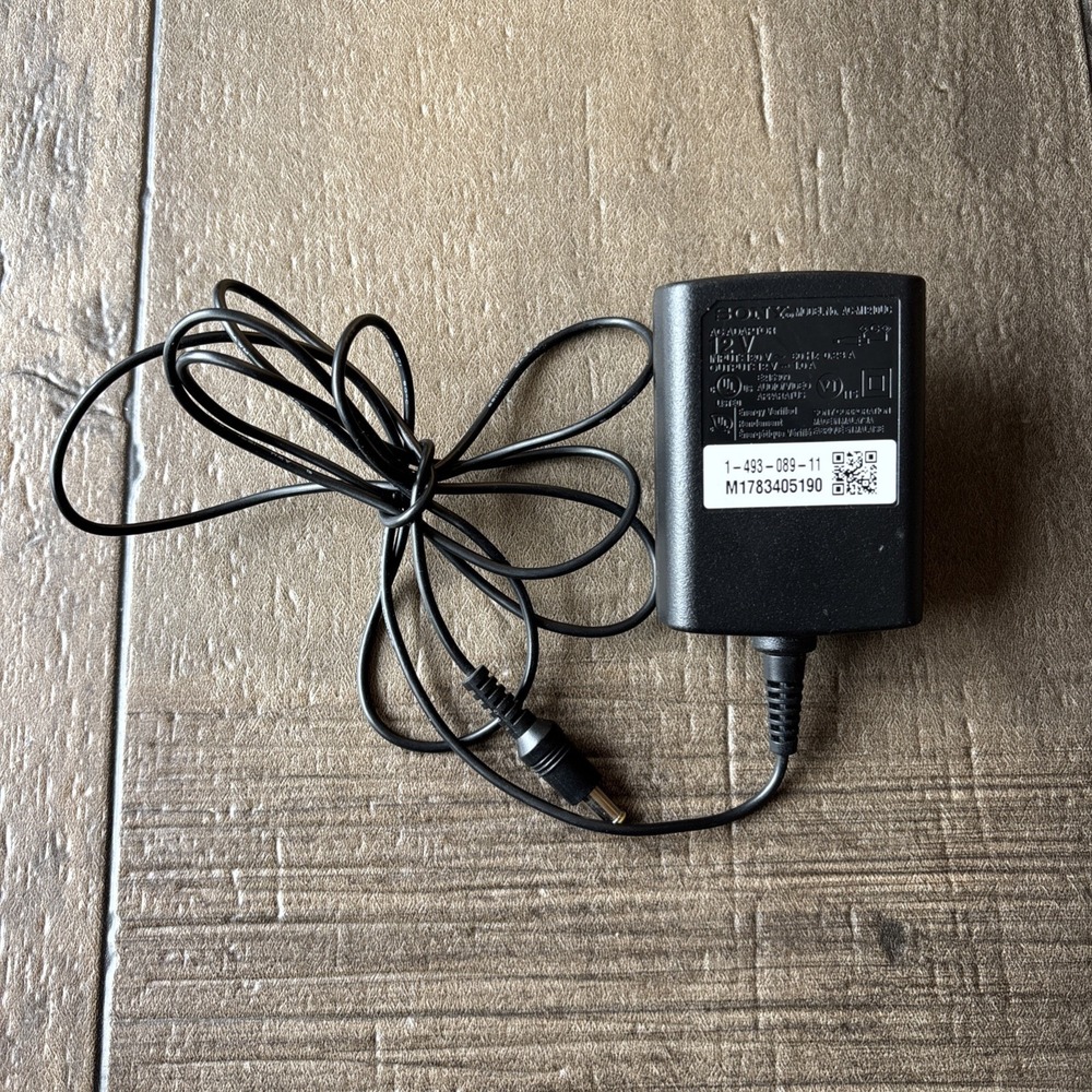 Genuine Sony AC-M1210UC AC Power Adapter for Blue-ray Player 12V 1A BDP-S3700